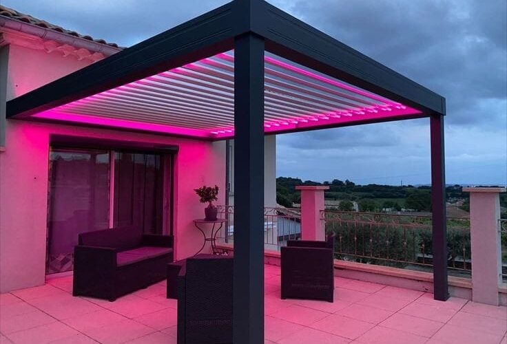 Rolling Roof Pergole